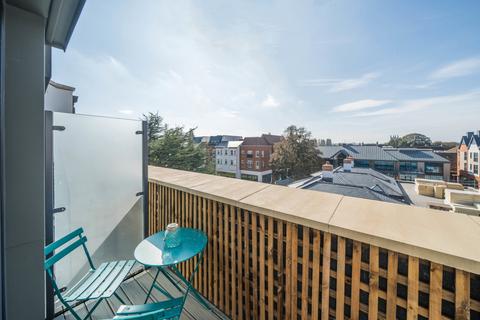 2 bedroom apartment for sale, Threadneedle Road, Farnham, Surrey, GU9