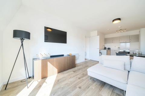 2 bedroom apartment for sale, Threadneedle Road, Farnham, Surrey, GU9