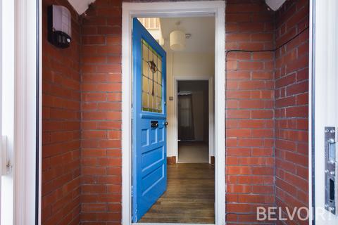 3 bedroom semi-detached house to rent, Alexandra Road, Stafford, ST17