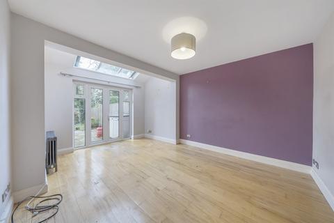22 Dedmere Road, Marlow, SL7 1PG