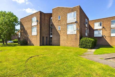 1 bedroom apartment to rent, Whitley Close, Stanwell, Staines-upon-Thames, Surrey, TW19