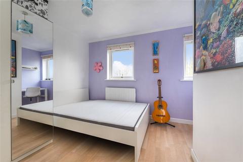 39 Undine Road, London, E14 9UW