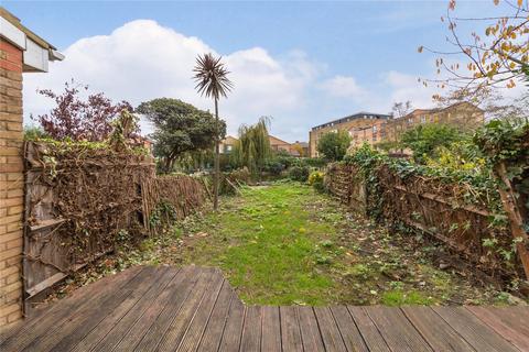 19 Caledonian Wharf, London, E14 3EN