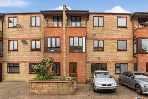 19 Caledonian Wharf, London, E14 3EN
