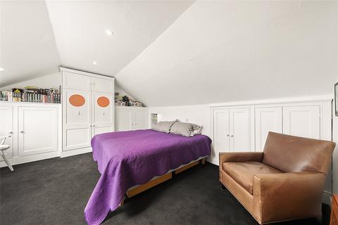 7 Saltcoats Road, London, W4 1AR