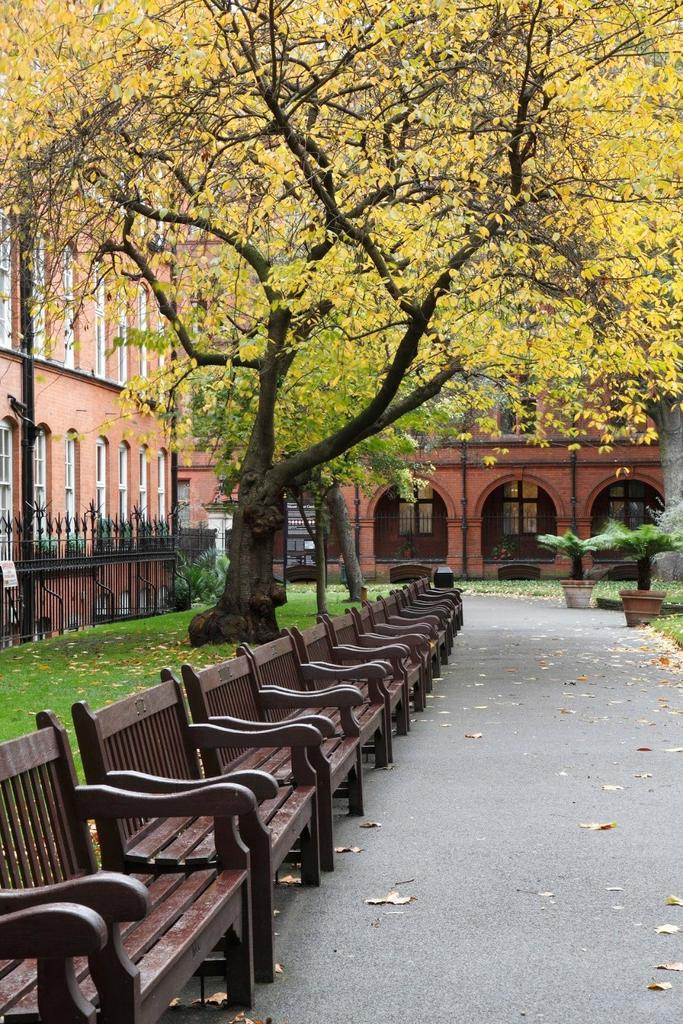 Mount Street Gardens