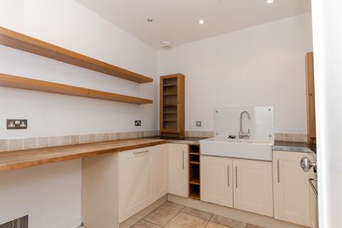 2 bedroom flat to rent, Lansdowne Crescent, Ground Floor, Kelvinbridge, Glasgow, G20 6NQ