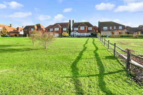 4 bedroom detached house for sale, Foreland Heights, Broadstairs, Kent