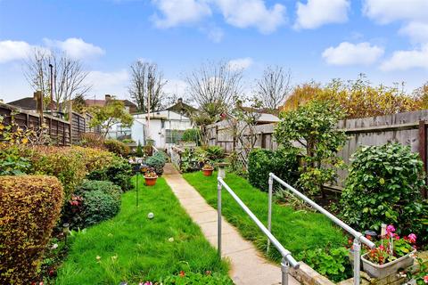 68 Woodbrook Road, London, SE2 0PA