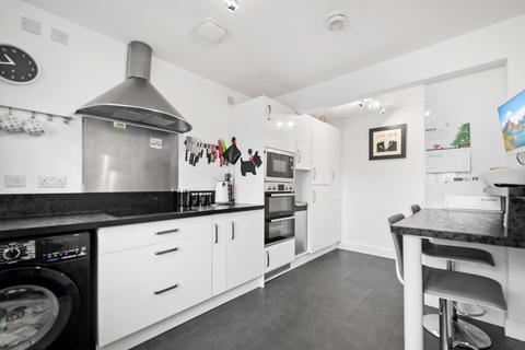 33 Bisset Place, Bathgate, EH48 2XR