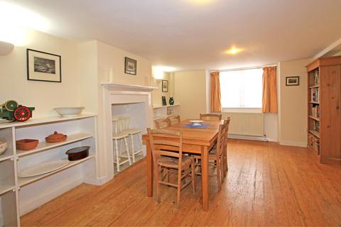 4 bedroom townhouse for sale, Le Huret, Alderney GY9