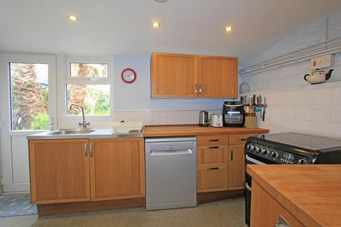 4 bedroom townhouse for sale, Le Huret, Alderney GY9