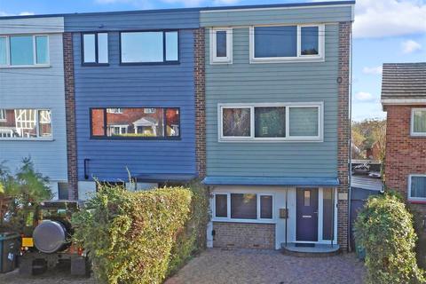 4 bedroom end of terrace house for sale - Weston Road, Cowes, Isle of Wight