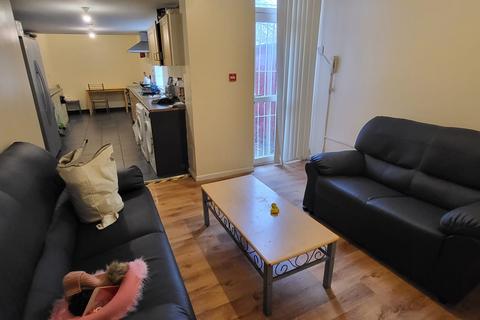 7 bedroom end of terrace house to rent - Ossory Street, Manchester M14 4BX