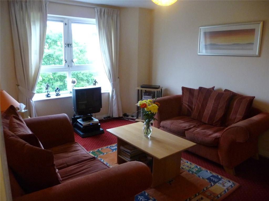 Grovepark Gardens, St Cross, GLASGOW, G20 2 bed flat £825 pcm (£190 pw)