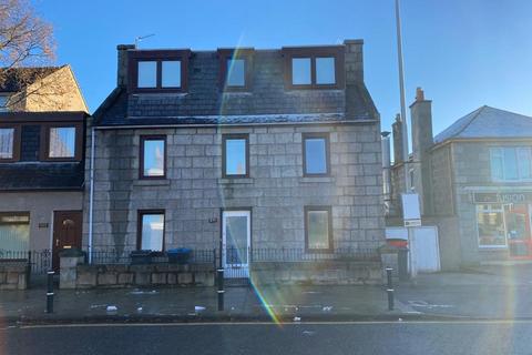 9 bedroom townhouse to rent, Holburn Street, City Centre, Aberdeen, AB10