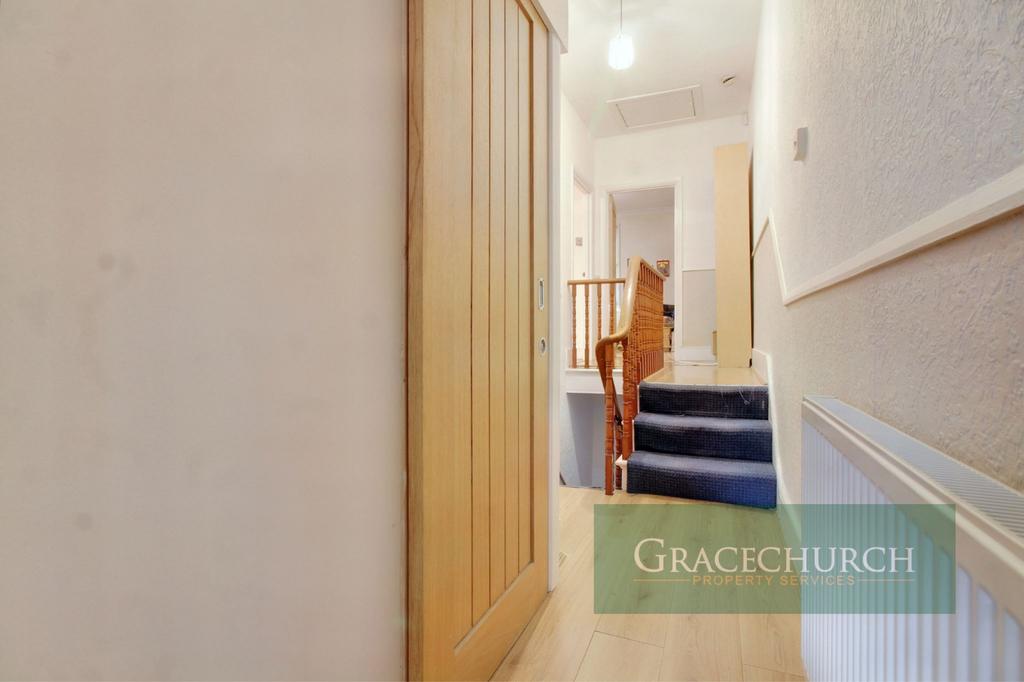 Church Street, Edmonton N9 - First Floor