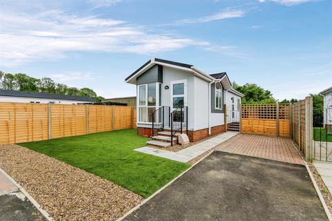 1 bedroom park home for sale, Woodhall Spa, Lincolnshire, LN10