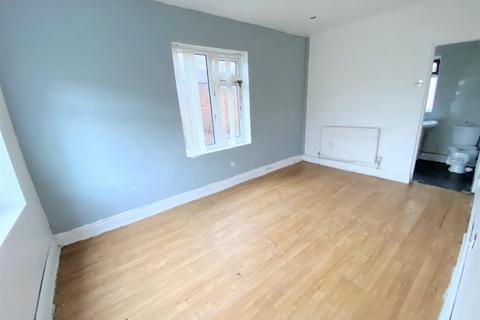 63 Aspes Road, Liverpool, L12 6QB