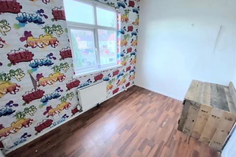 63 Aspes Road, Liverpool, L12 6QB
