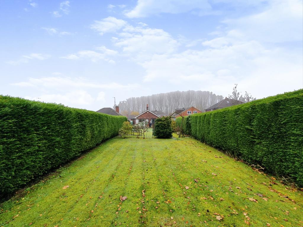 Tressall Road, Whitwick, LE67 2 bed detached bungalow £230,000