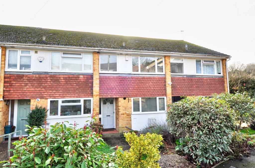 Deanfield Road, HenleyOnThames 3 bed terraced house £1,850 pcm (£
