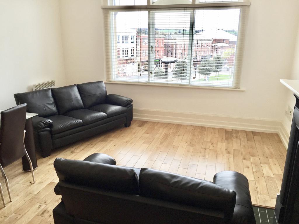 High Street, Rotherham, South... 1 bed flat £550 pcm (£127 pw)