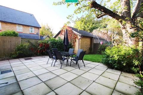 5 bedroom house to rent, Wycliffe Road, London