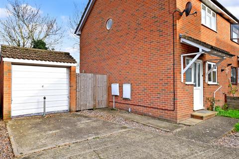 49 Albert Road, Tonbridge, TN9 2SR