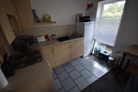 1 bedroom ground floor flat to rent, Palace Court , Tunstall