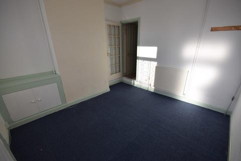 2 bedroom terraced house to rent, Minshall Street, Fenton