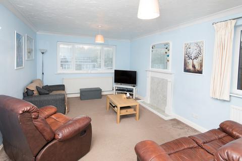 8 Hillside Crescent, Weldon, Corby, NN17 3HG