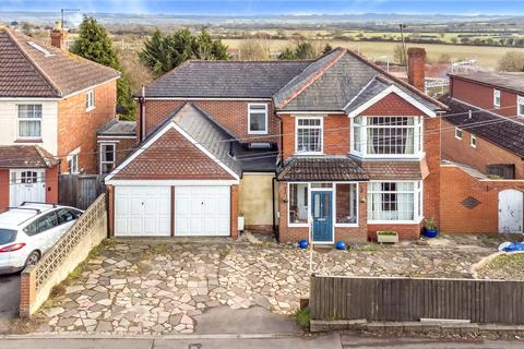 19 Bath Road, Royal Wootton Bassett, Swindon, SN4 7DF