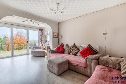 19 Bath Road, Royal Wootton Bassett, Swindon, SN4 7DF