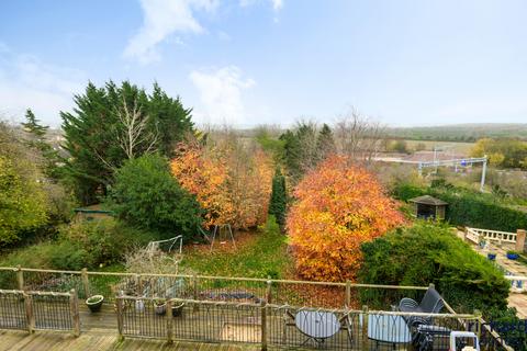 19 Bath Road, Royal Wootton Bassett, Swindon, SN4 7DF