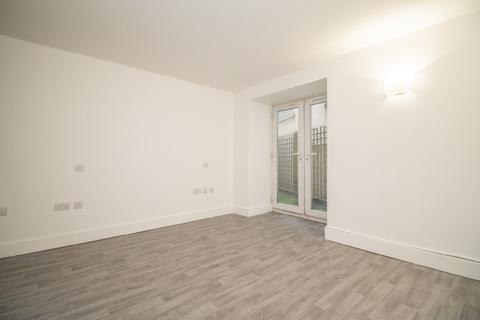 1 bedroom apartment to rent - The Grand, Westgate Street, Cardiff