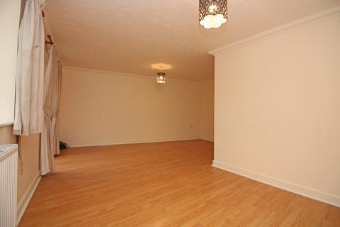 15 Arnold Pitcher Close, North Walsham, NR28 0FG