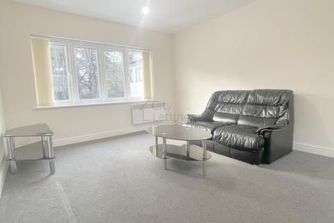 2 bedroom apartment to rent - Kingswood House