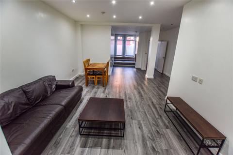 Liverpool Road, Eccles, M30