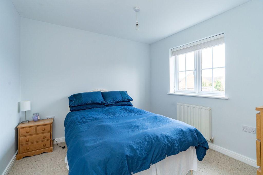 Bedroom 2 (Double)