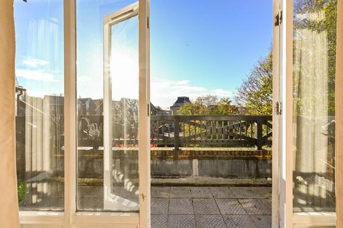 106 Mill Plat, Isleworth, TW7 6BZ