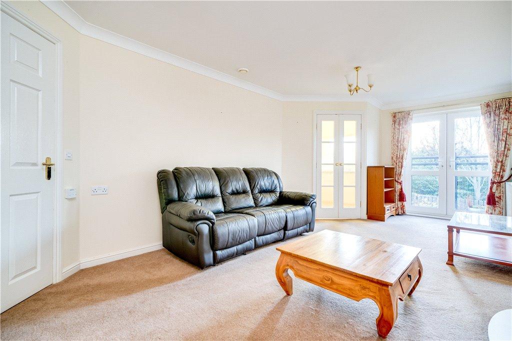 Oxford Avenue, Guiseley, Leeds, West Yorkshire 1 bed apartment £145,000