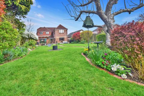 4 bedroom detached house for sale - Tunbury Avenue, Walderslade, ME5