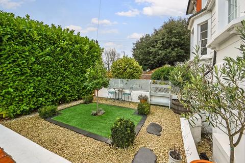 40 Bartholomew Lane, Hythe, CT21 4BX