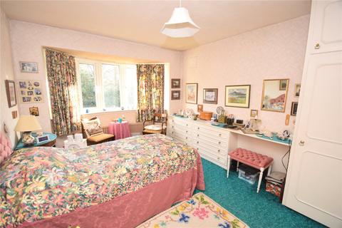 3 bedroom detached house for sale - Pledwick Lane, Wakefield, West Yorkshire
