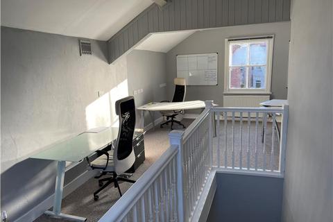 Office to rent - TOWN CENTRE OFFICE SUITE*, Suite 3, Grove House, 8 St. Julians Friars, Shrewsbury, Shropshire, SY1 1XL
