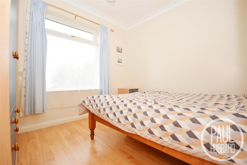 Sea View, Kessingland, NR33 3 bed chalet £100,000