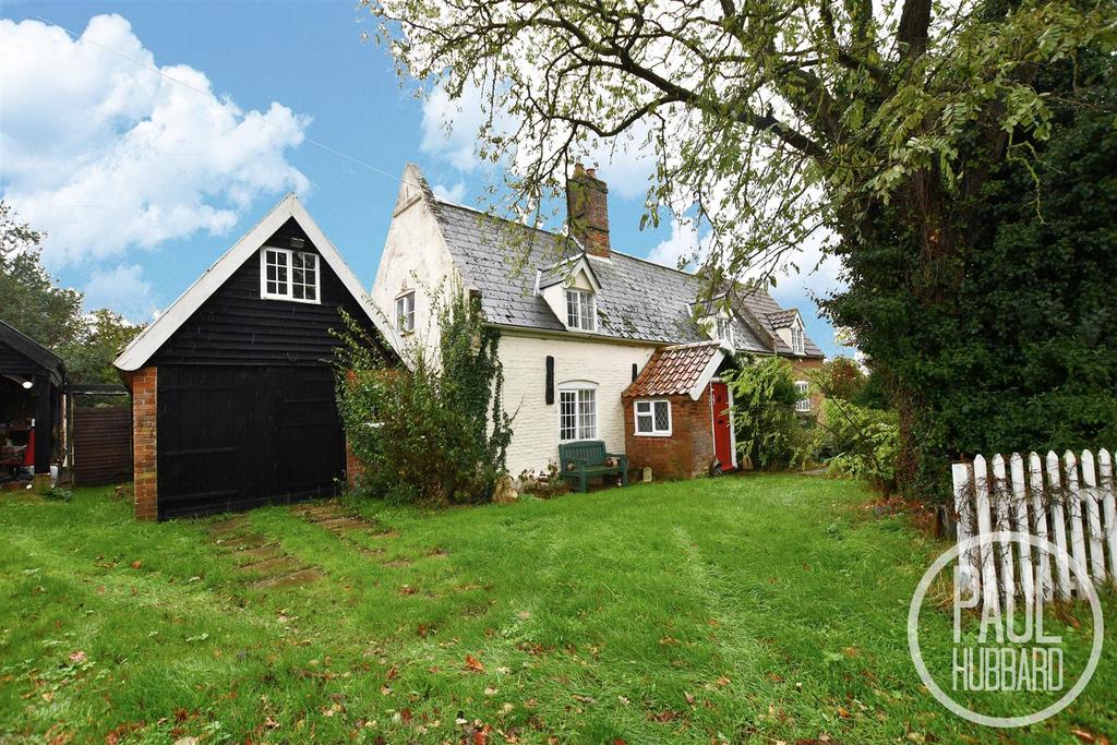 Flixton Marsh Lane, Blundeston, Suffolk 4 bed detached house for sale