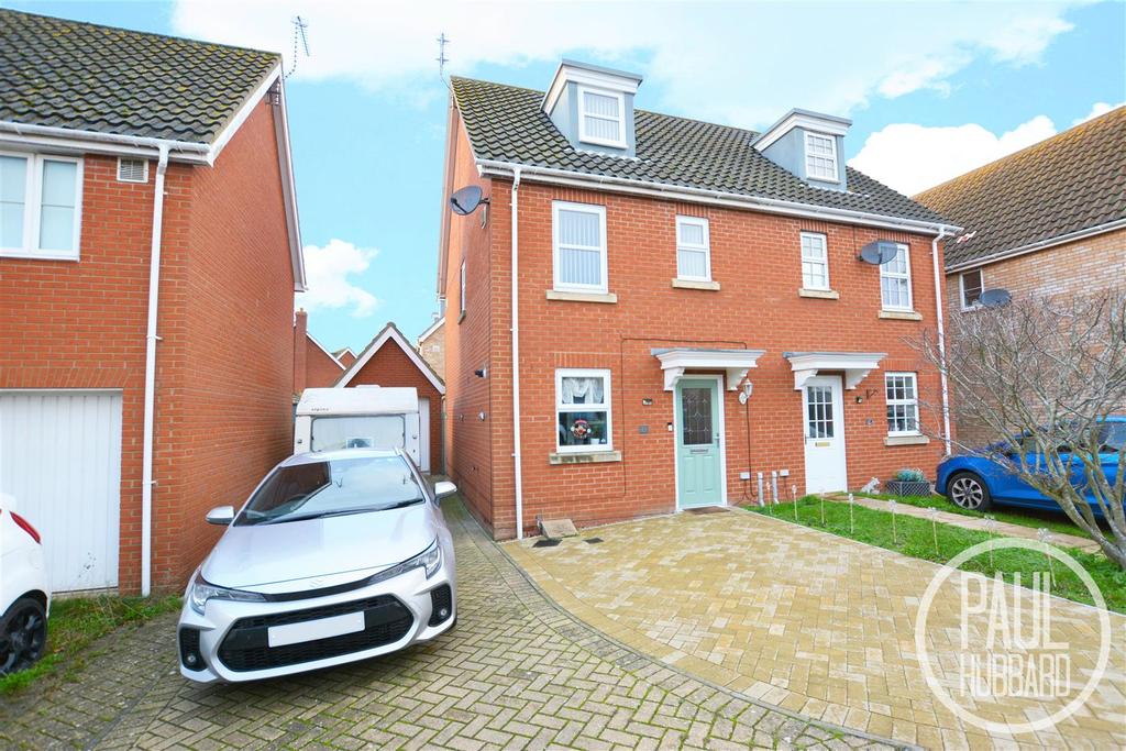 Rushton Drive, Carlton Colville, Suffolk 3 bed semidetached house £260,000