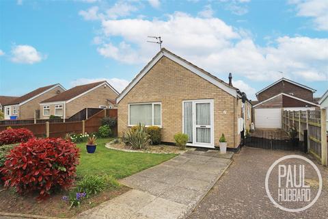 2 bedroom detached bungalow for sale, Elmdale Drive, Carlton Colville, NR33